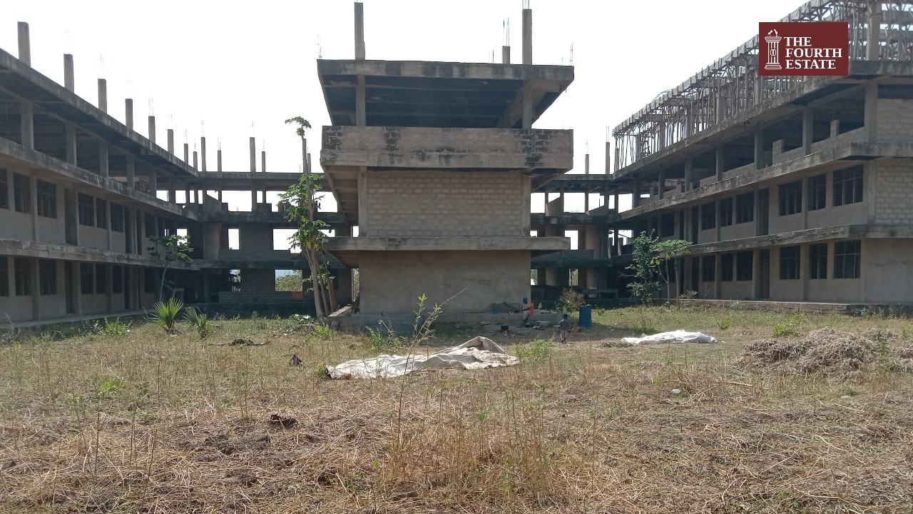 abandoned_e-block_at_anyima_in_the_kintampo_south municipality