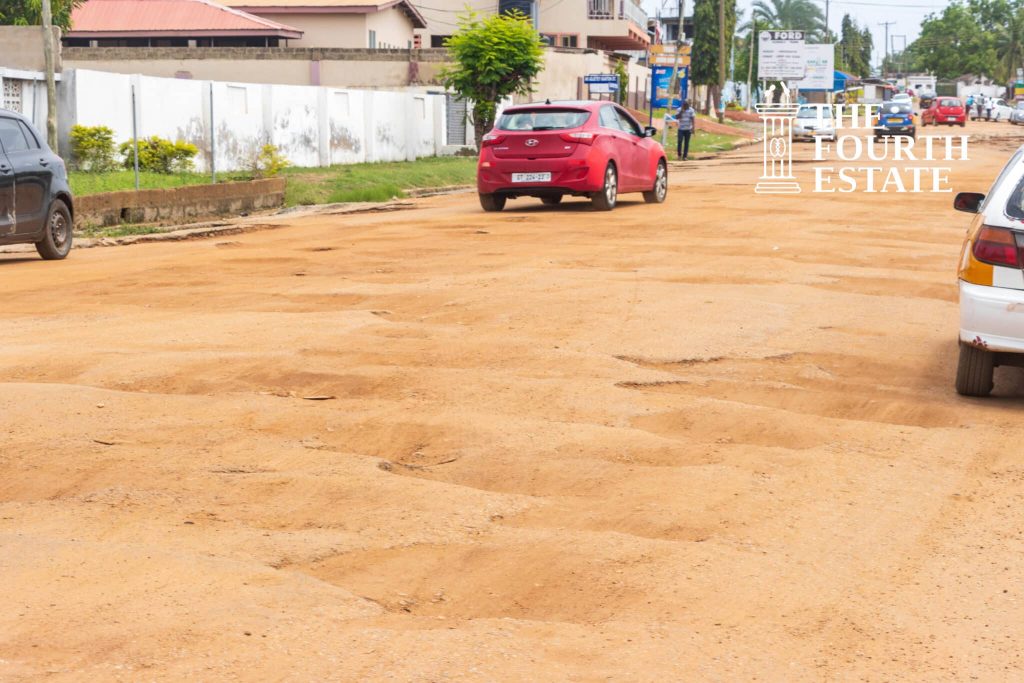 Roads-in-Decay-Potholes-in-Accra