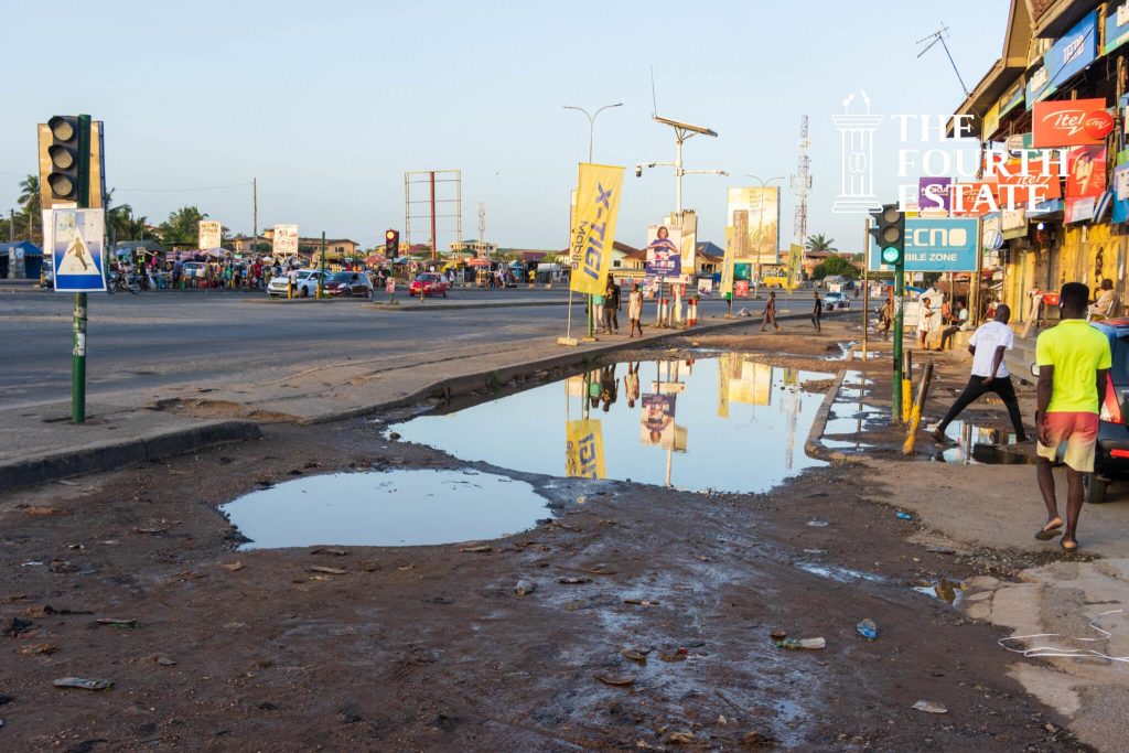 Roads-in-Decay-Potholes-in-Accra