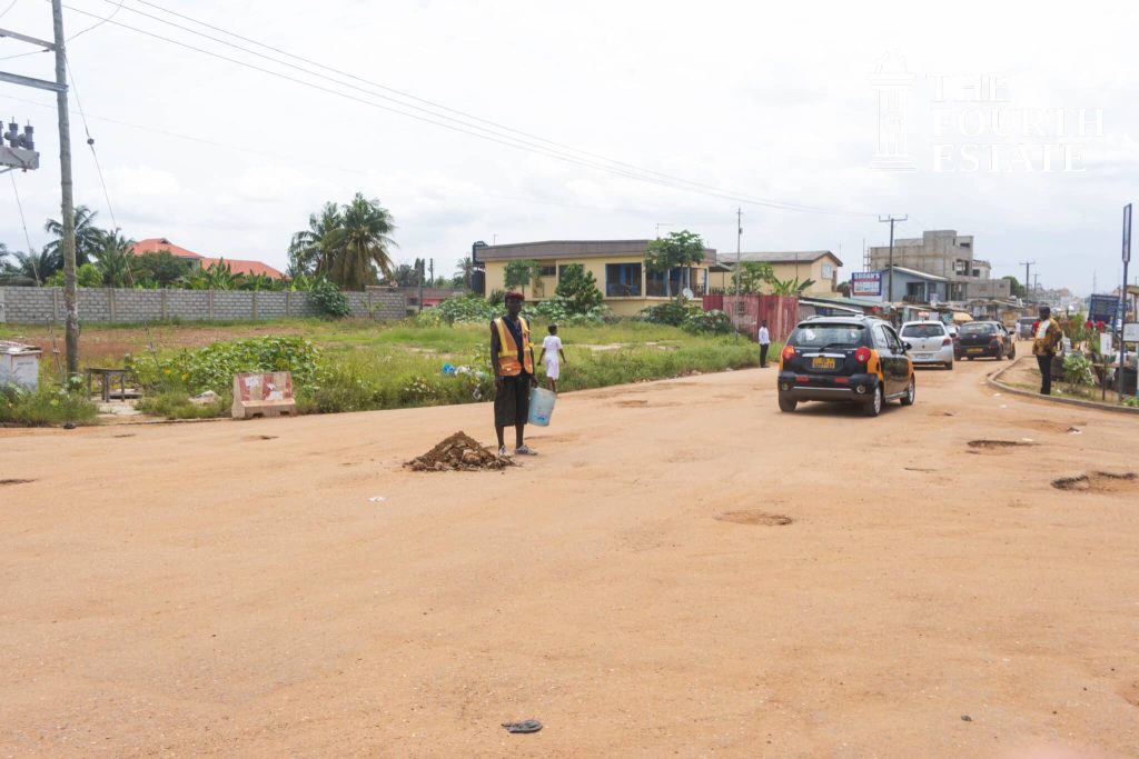 Roads-in-Decay-Potholes-in-Accra